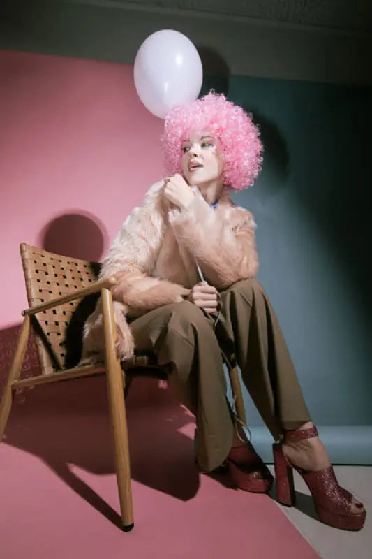 Afro wig light pink