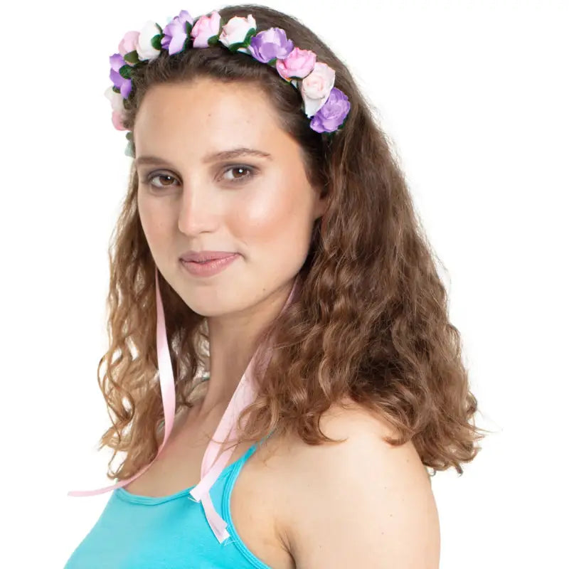 Tiara med blommor och band